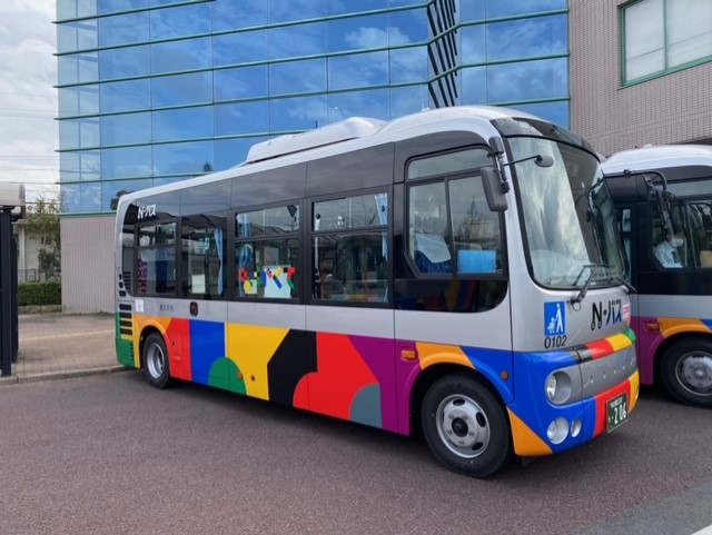 N-バス外観