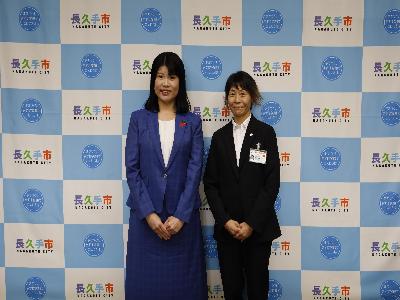 青年海外協力隊の高橋様が表敬訪問に来てくださいました。