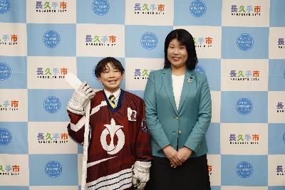 全日本少年アイスホッケー大会に出場される谷口航成さんにお越し頂きました。